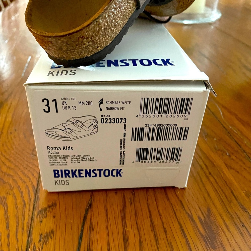 Brand New!  Kids Roma Birkenstock’s in Mocha - UK 31